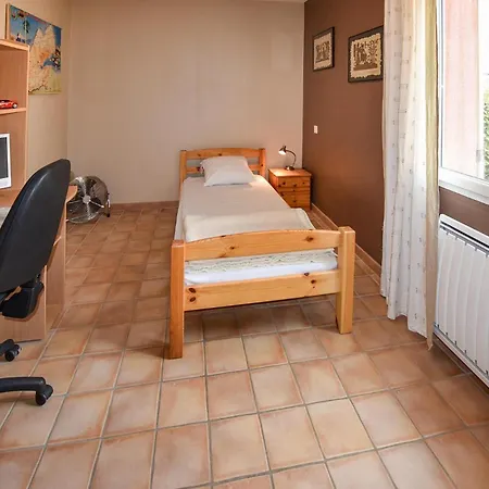 Amazing In With Kitchen Holiday home Mazan